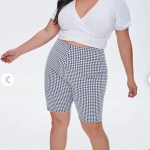 New Forever 21 Plus Size Gingham Biker Shorts